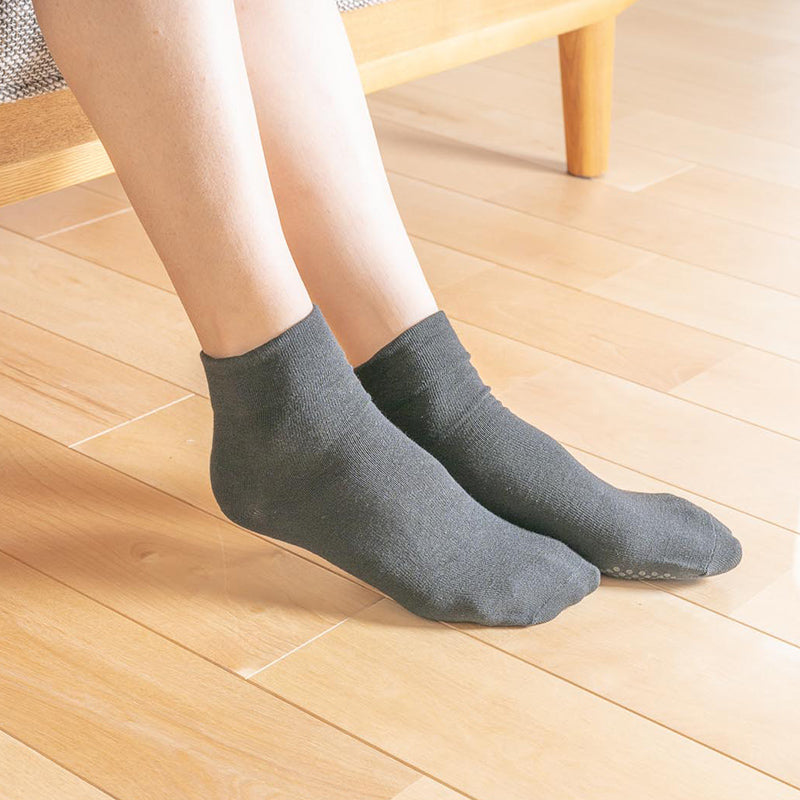 ブラックシリカ 岩盤浴 ゆったり 綿混靴下 2701 | 冷えのお悩み・冷房対策・足元の冷え