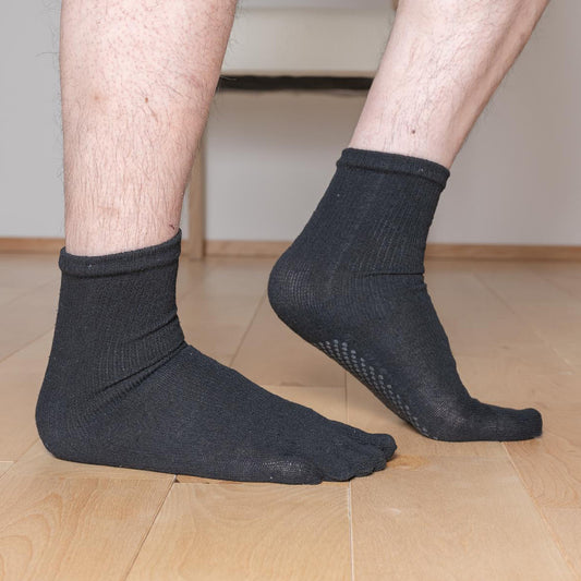 岩盤浴　シルク5本指 メンズ靴下　|　冷えのお悩み・足元の冷え・冷房対策