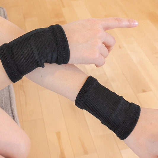 ブラックシリカ 岩盤浴 手首サポーター 6728| 岩盤浴ショップ 冷えのお悩み・冷房対策・関節の痛み